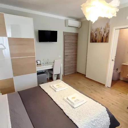 Pisa City Lodge Bed and breakfast